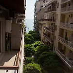 Center On The Sea Apartment Thessaloniki