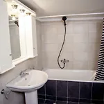 Center On The Sea Apartment Thessaloniki